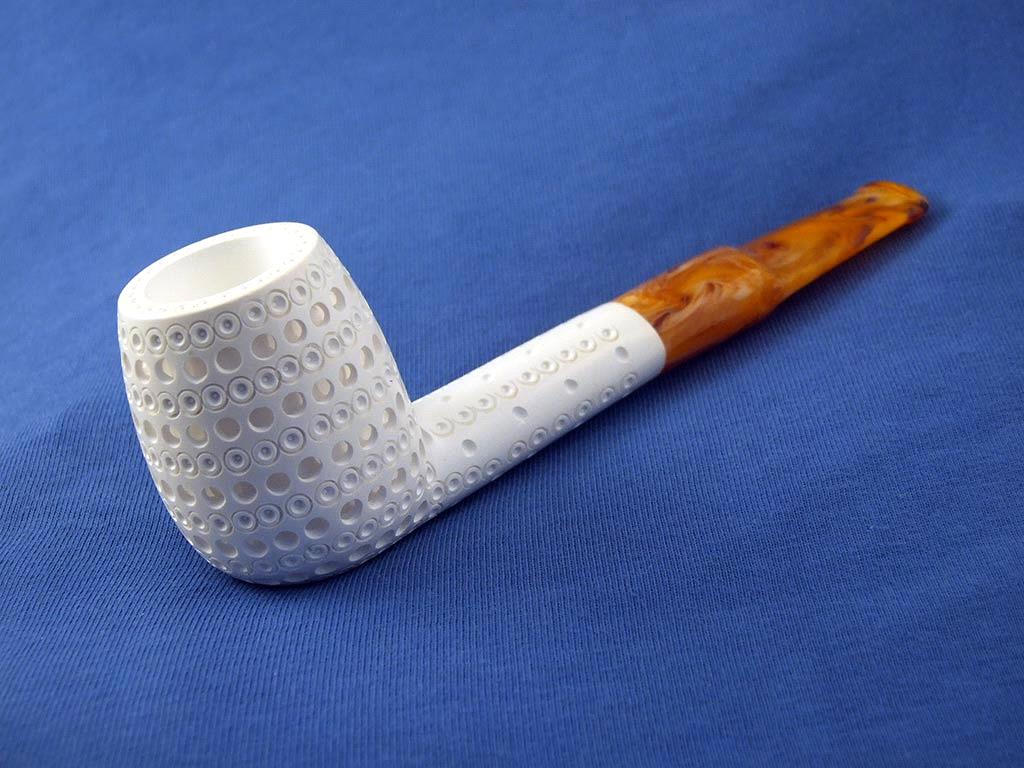 cl-369-and-meerschaum-pipes